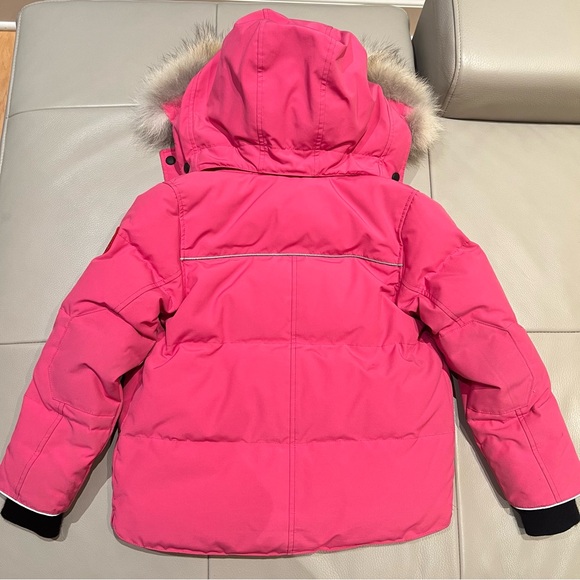 CANADA GOOSE SNOWY OWL PARKA WITH FUR - SUMMIT PINK 6-7Y - Picture 8 of 10